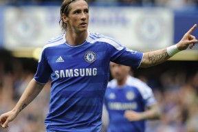 九游登录中心-赛道风云：那些让人心跳加速的危险瞬间