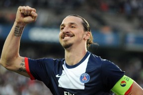 九游网页版官网-国际滑雪锦标赛中国代表团再创佳绩，摘多枚奖牌，国际滑雪冠军有哪些